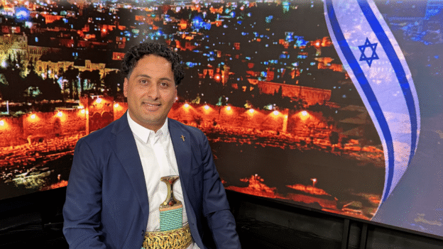 John Ghanim from Yemen now loves Israel!