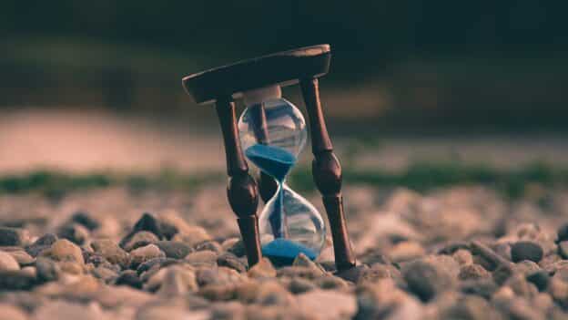 Countdown with an hourglass, counting the omer teaches us to count our days!