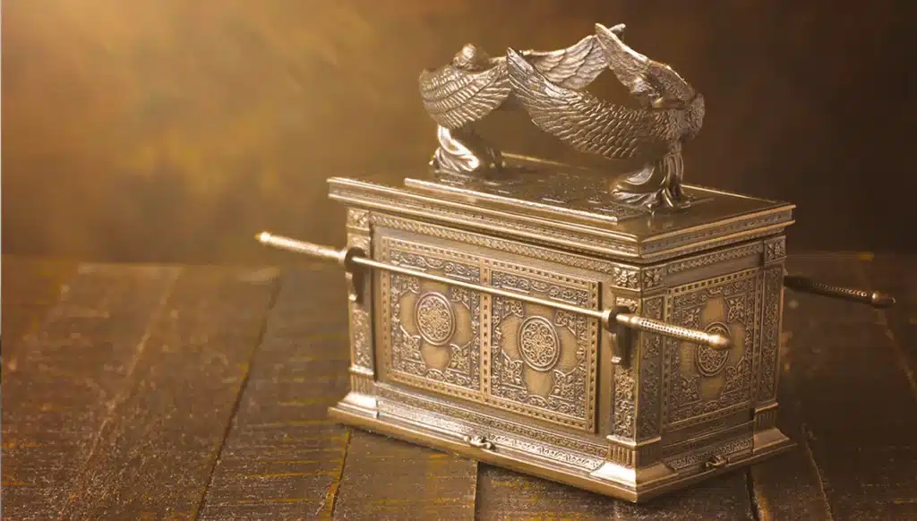 Is God’s dwelling place a contradiction? — Devotionals