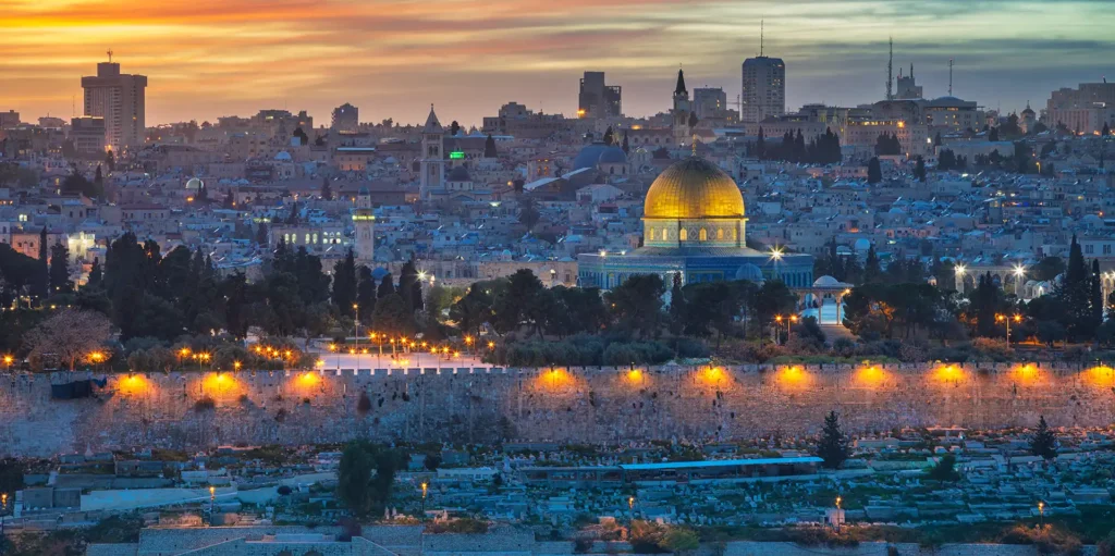Ancient stones and living stones · June 20-29, 2027